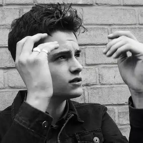 6686体育官网合作伙伴长青诗