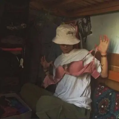 6686体育官网铁牌作者Judy