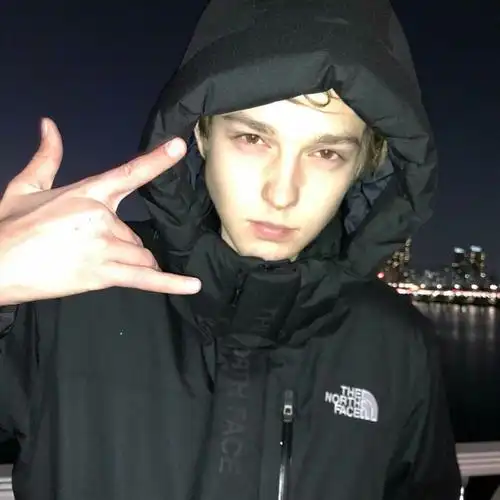 6686体育官网铜牌作者Skye