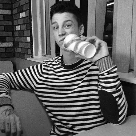 6686体育官网铁牌作者萌小沫