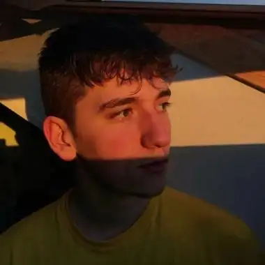 6686体育官网合作伙伴Riley