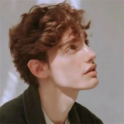 6686体育官网合作伙伴左肩蝶舞