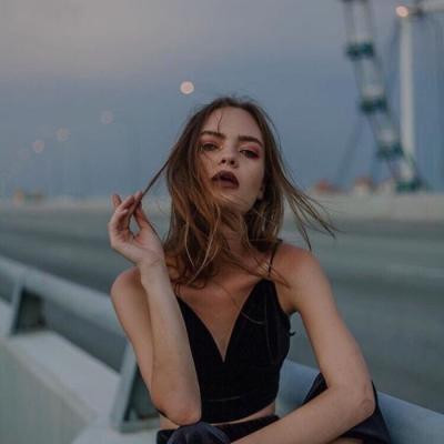 6686体育金牌作者Adelaide